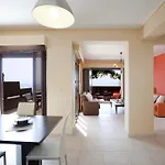 Tajo Athánion