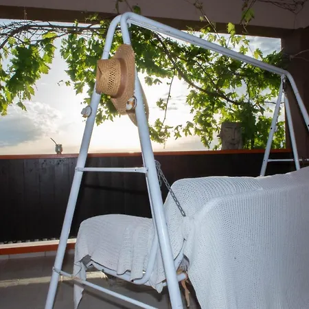 דירה Tajo Athánion