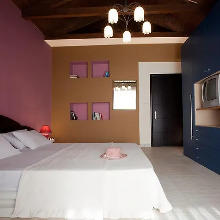 דירה Tajo Athánion