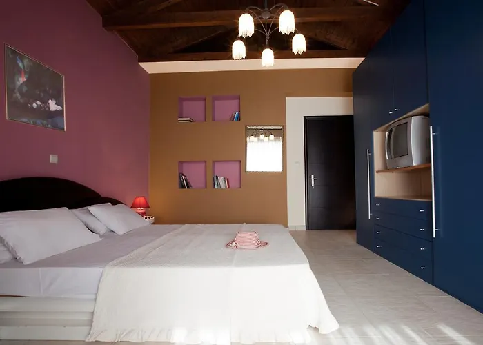 דירה Tajo Athánion